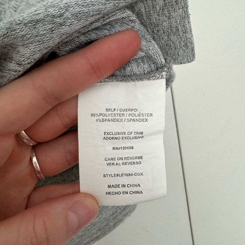 Altar’d state grey fleece T-shirt with pocket size medium - Picture 8 of 9